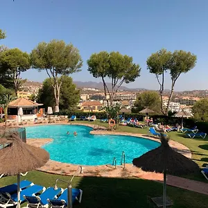 https://miraflores-rancho-club.es-andalucia.com