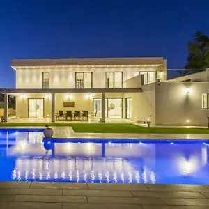 Grand Palace Villa