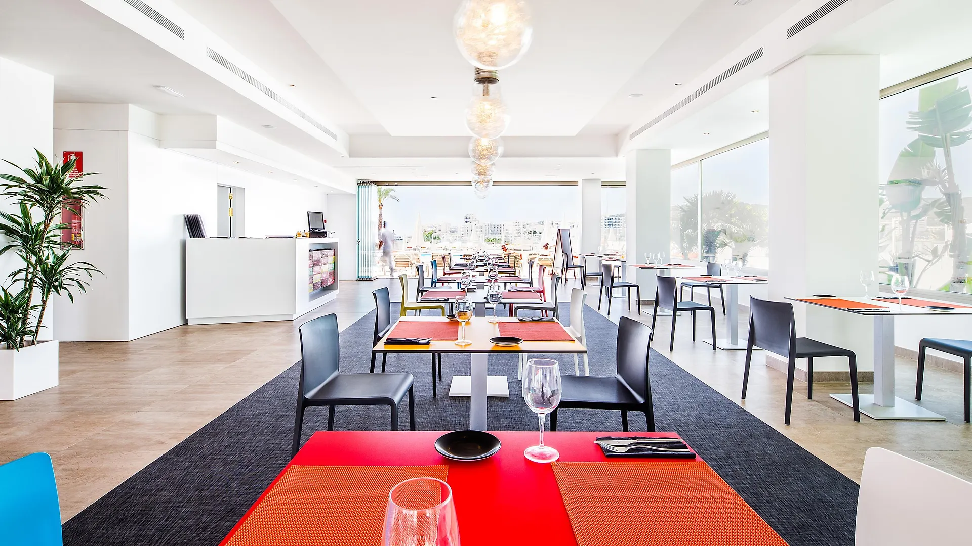 Thb Ocean Beach - Adults Only Sant Antoni de Portmany