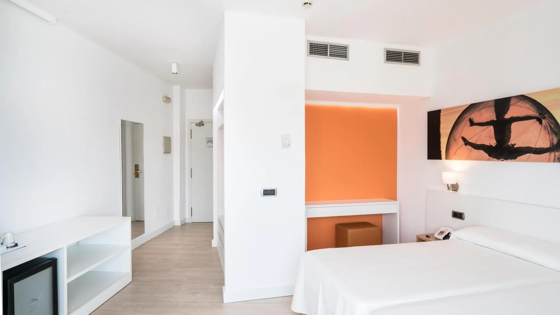 Thb Ocean Beach - Adults Only Sant Antoni de Portmany 4*,  Espagne